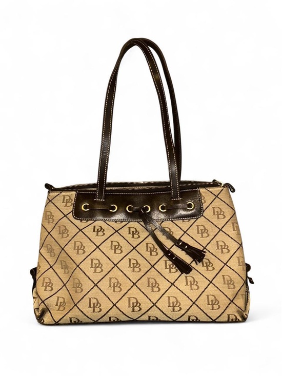 Dooney & Bourke Handbags - Vintage Dooney & Bourke shoulder handbag